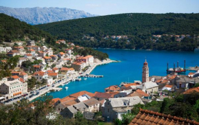  Vacation house Vela Stroda  Kучице